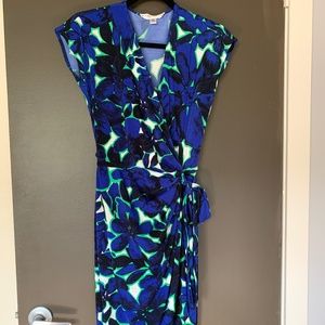 Maggy London wrap dress 6P